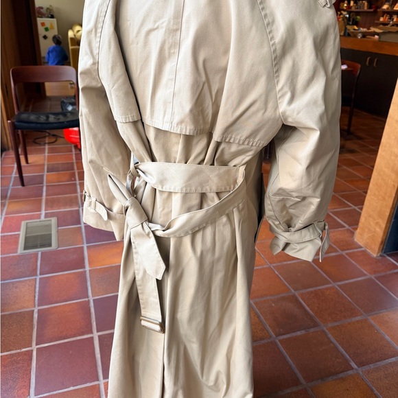 London Fog Beige Houndstooth Coat - Picture 3 of 5